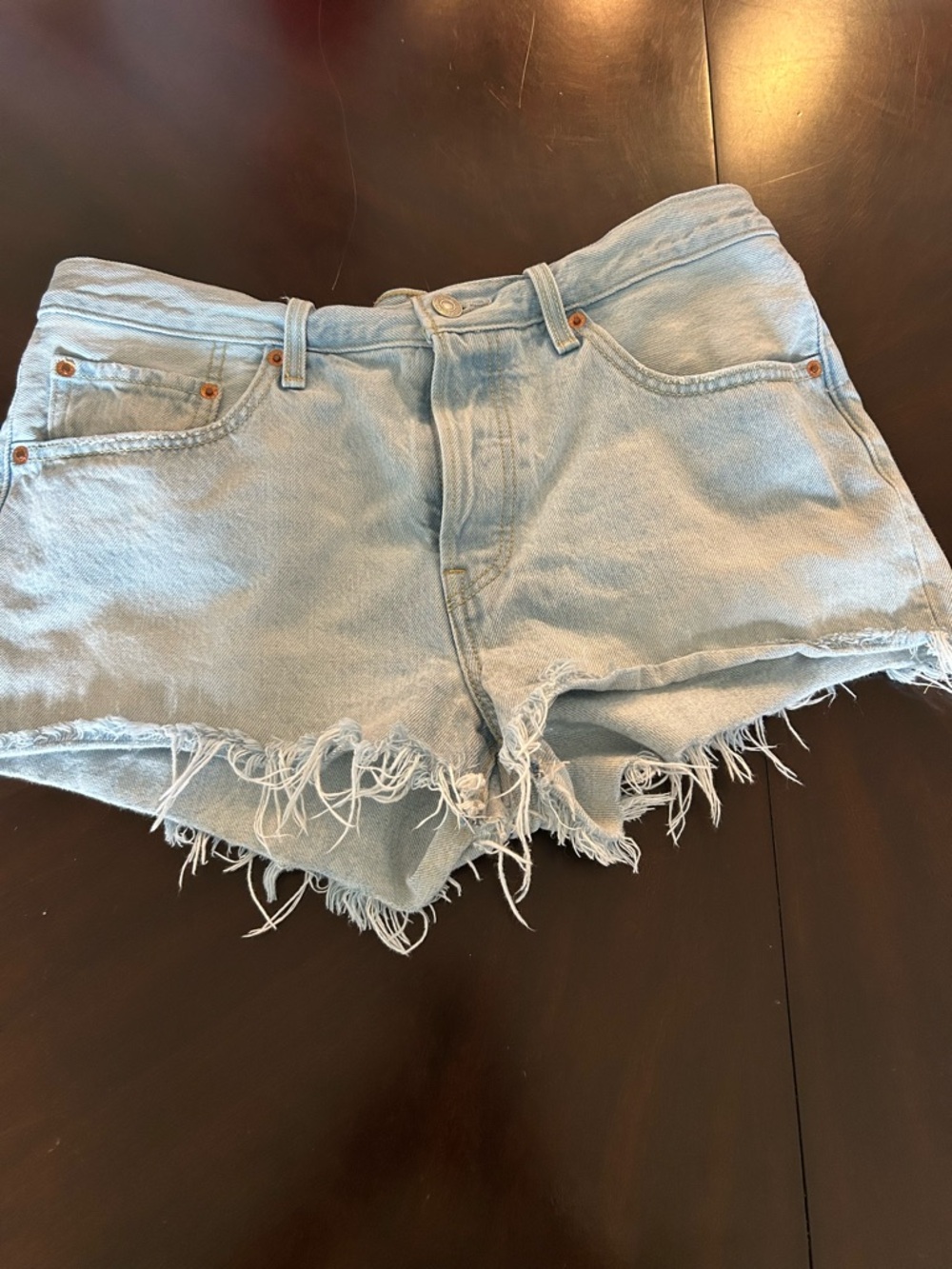 Levis Womens 501 Button Fly Stonewash Cut Off Hem Denim Jean Shorts W30